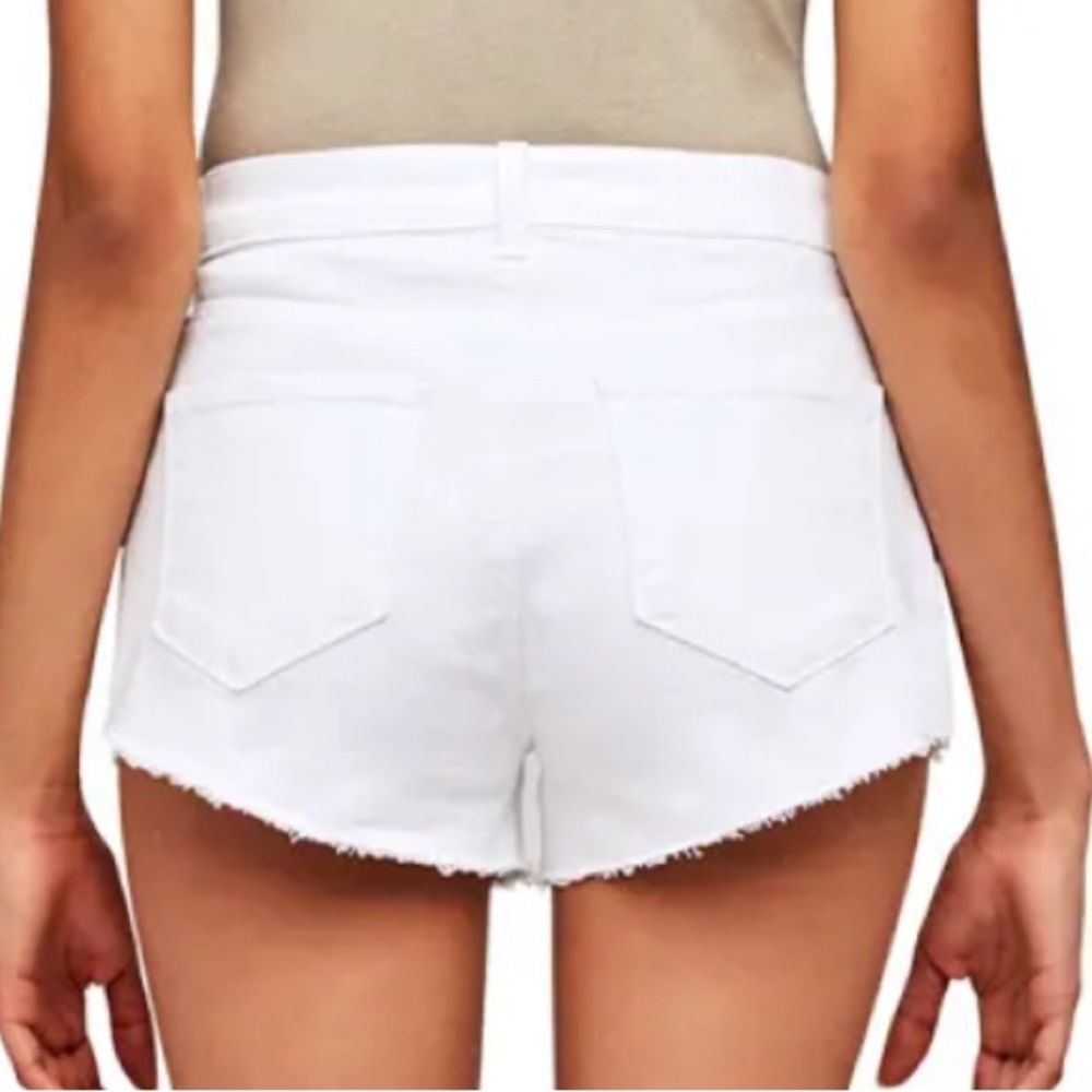 L’AGENCE Audrey Mid Rise Cut Off Shorts in Blanc Size 30 - Picture 3 of 8